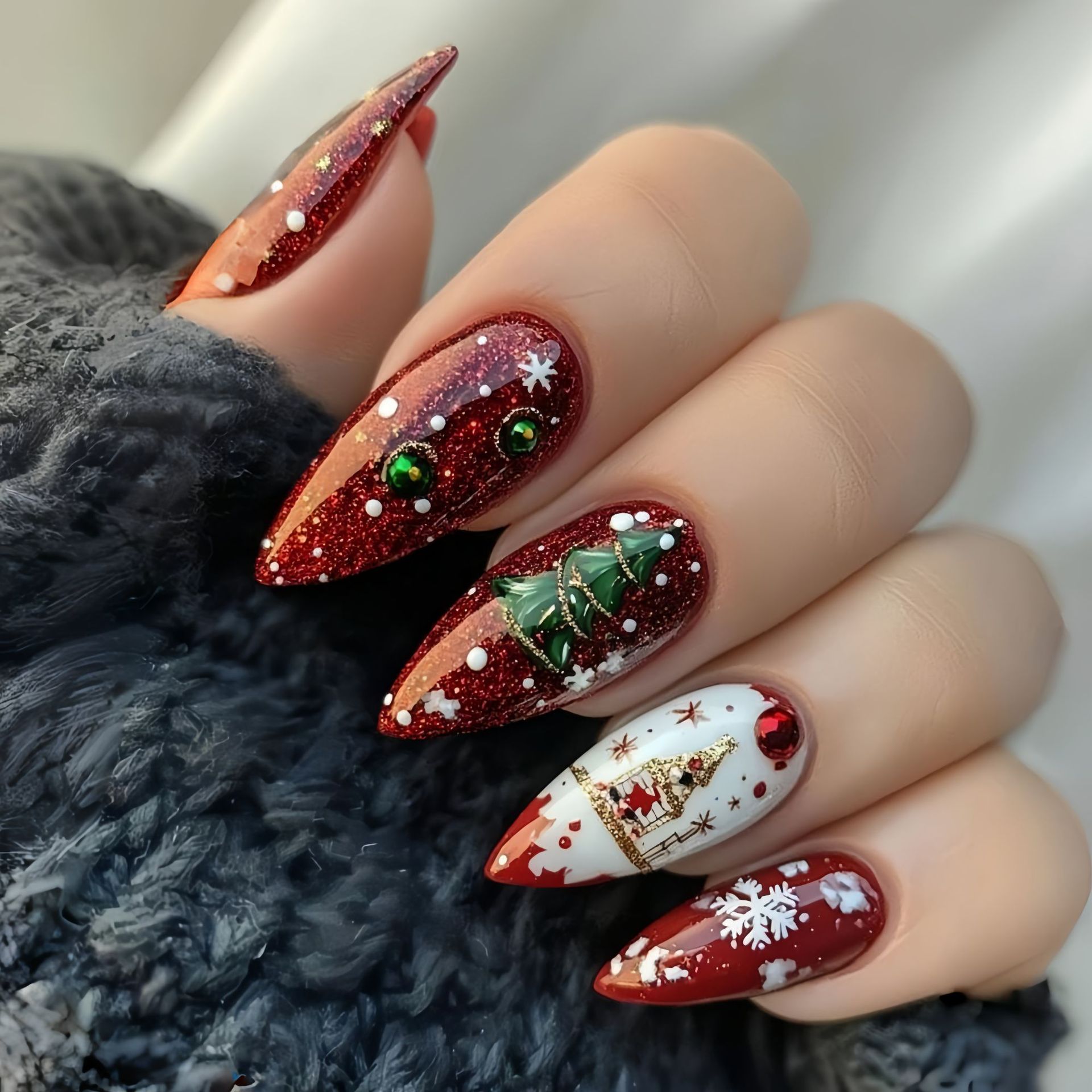 Medium fake nails for Christma - огляд і ціна Christmas Tree Artificial