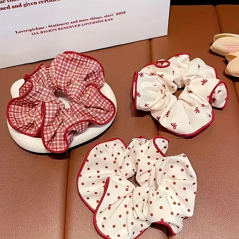 3 Pcs Sweet Red Dot Bowknot Pl - огляд і ціна Christmas Throw Blanket
