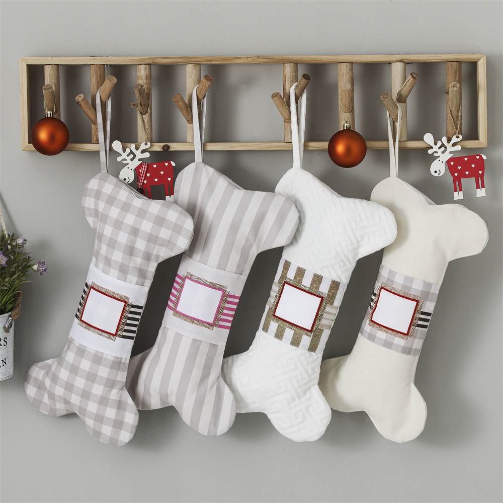 Plaid Pet Christmas Stocking F - огляд і ціна Christmas Stocking Hanging